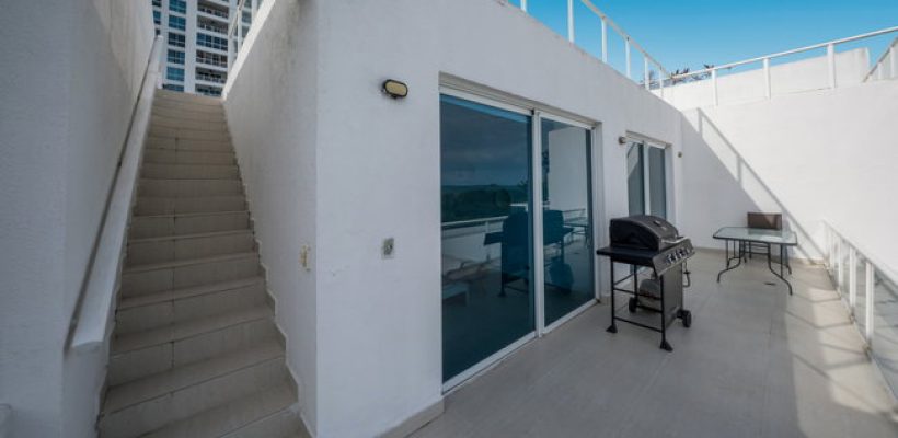 027_terrazastownhouses-unitw_033_579